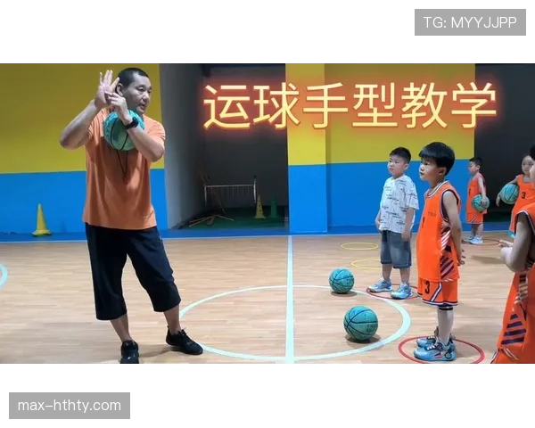篮球规则解析:走步和两次运球区别何在?